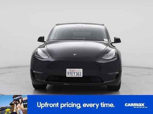 Black 2025 Tesla Model Y Long Range