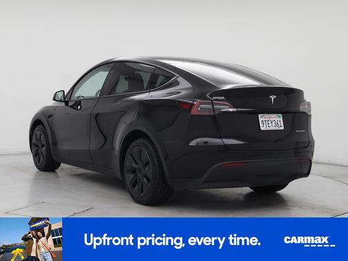 Black 2025 Tesla Model Y Long Range
