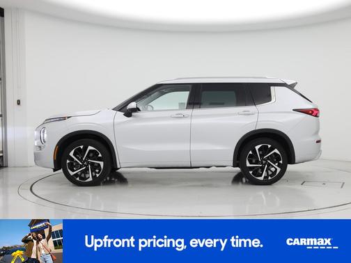 2023 Mitsubishi Outlander SEL