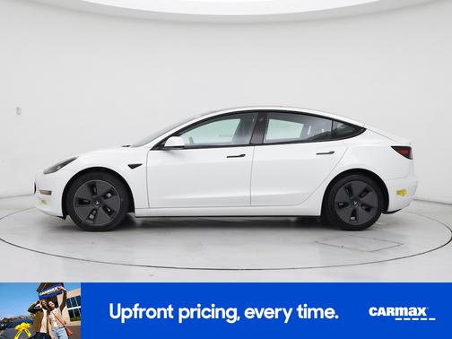White 2022 Tesla Model 3