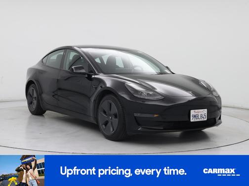 Black 2023 Tesla Model 3