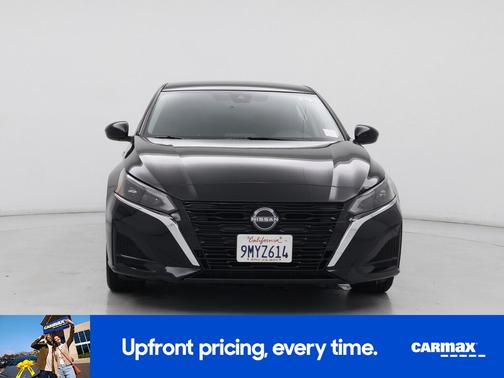 2023 Nissan Altima SV