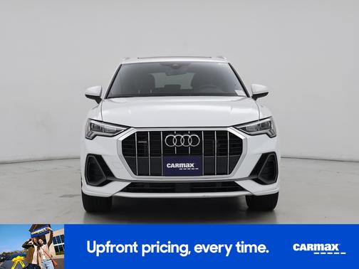 Pearl 2024 Audi Q3 S-Line Premium