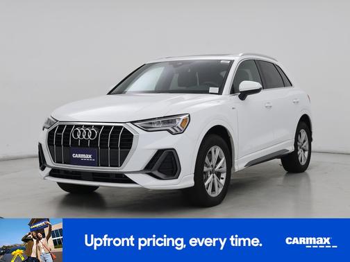 Pearl 2024 Audi Q3 S-Line Premium