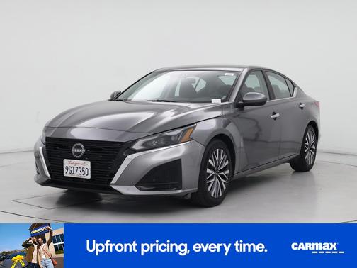 2023 Nissan Altima SV