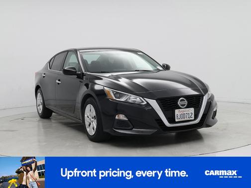 Black 2019 Nissan Altima S