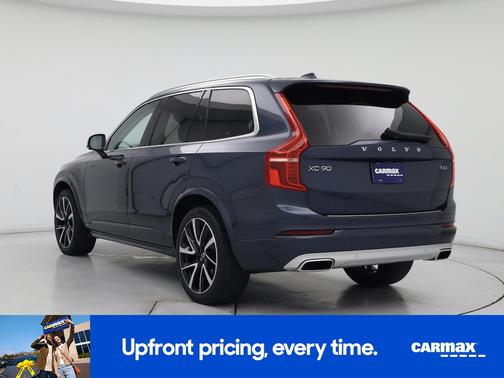 2020 Volvo XC90 T6 Momentum