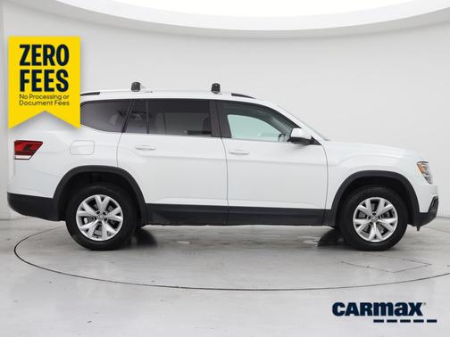 White 2019 Volkswagen Atlas SE w/Tech