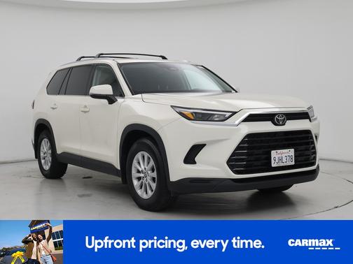 White 2024 Toyota Grand Highlander XLE
