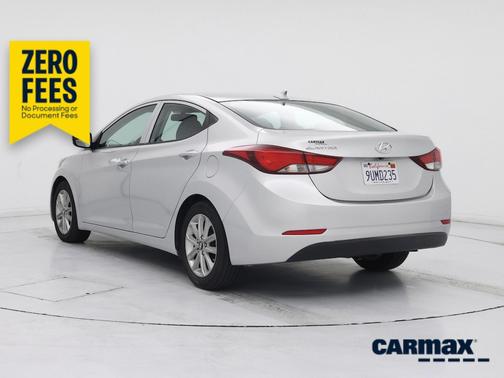 Silver 2015 Hyundai ELANTRA SE