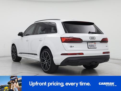White 2022 Audi Q7 Prestige