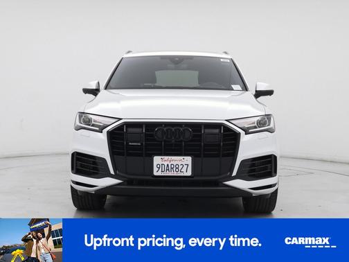 White 2022 Audi Q7 Prestige