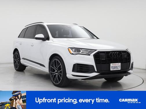 White 2022 Audi Q7 Prestige