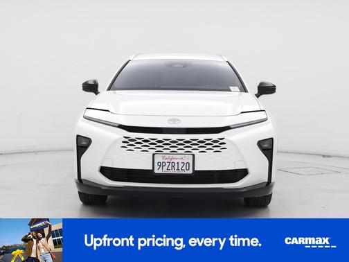 White 2025 Toyota Crown Signia XLE