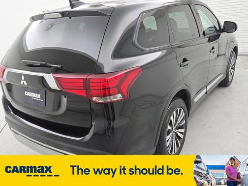 2020 Mitsubishi Outlander ES