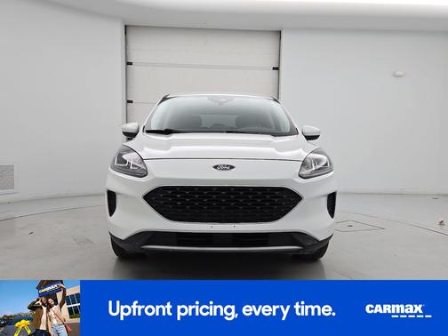 White 2021 Ford Escape SE