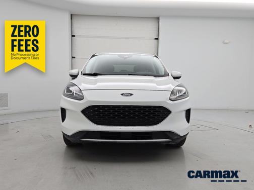 White 2021 Ford Escape SE