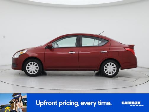 2016 Nissan Versa SV