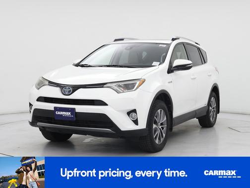 White 2018 Toyota RAV4 Hybrid XLE