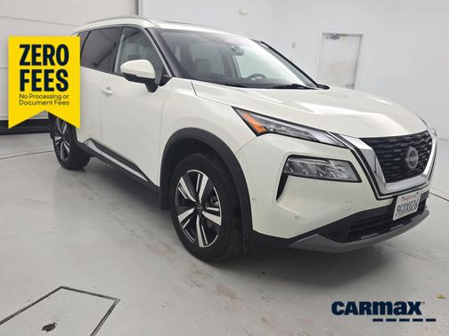 White 2023 Nissan Rogue SL