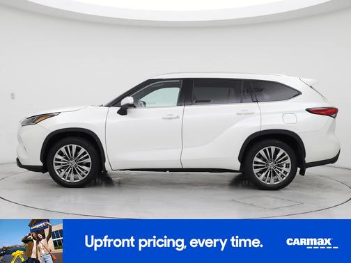 Pearl 2021 Toyota Highlander Platinum