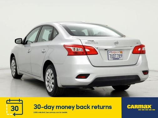 Photo 2 of 25 of 2016 Nissan Sentra SV