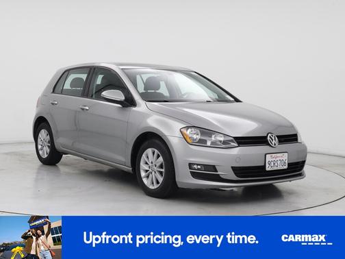Silver 2017 Volkswagen Golf SE