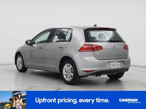 Silver 2017 Volkswagen Golf SE