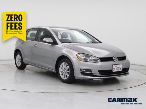 Silver 2017 Volkswagen Golf SE