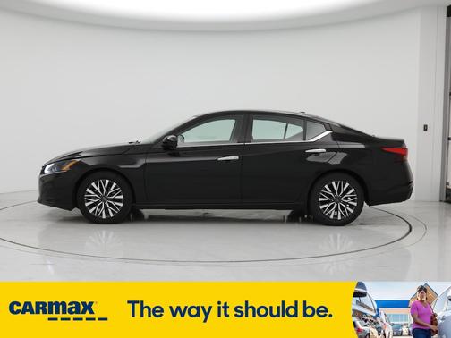 2023 Nissan Altima SV
