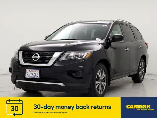 Photo 4 of 27 of 2019 Nissan Pathfinder S