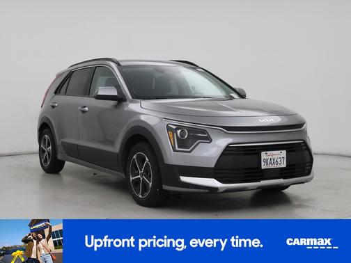 Gray 2024 Kia Niro EX