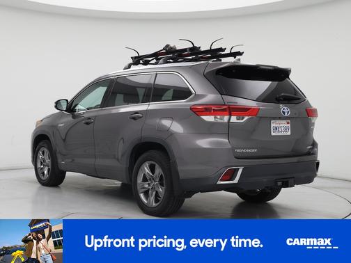 Gray 2019 Toyota Highlander Hybrid Limited Platinum