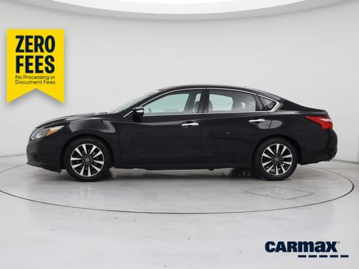 Black 2017 Nissan Altima SL