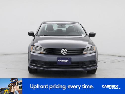 Gray 2015 Volkswagen Jetta SE