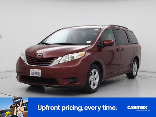 2017 Toyota Sienna LE