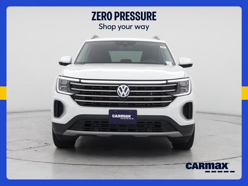 White 2025 Volkswagen Atlas SE w/Tech