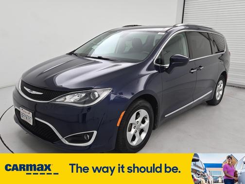 2017 Chrysler Pacifica Touring L-Plus