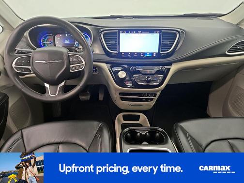 2022 Chrysler Pacifica Hybrid Touring L