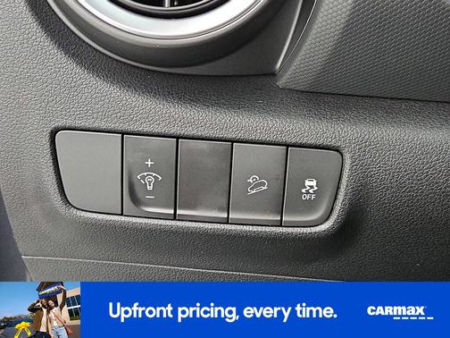 Gray 2022 Hyundai KONA SEL