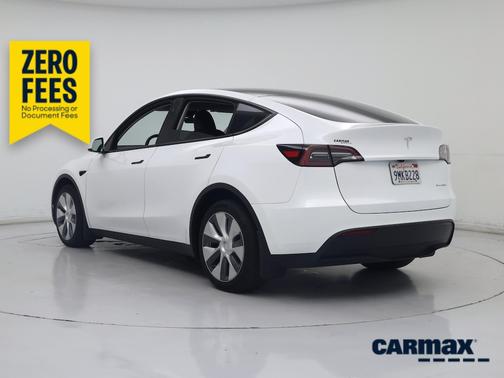 Pearl 2024 Tesla Model Y Long Range