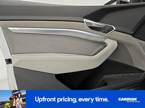 2024 Audi Q8 e-tron Prestige