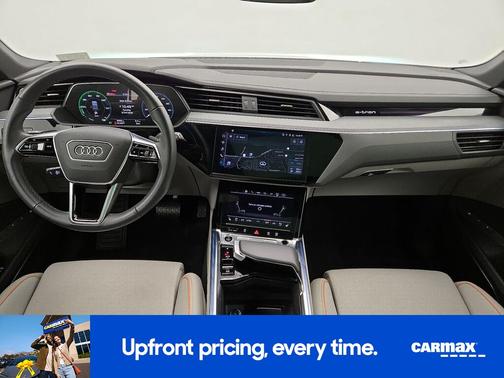 2024 Audi Q8 e-tron Prestige