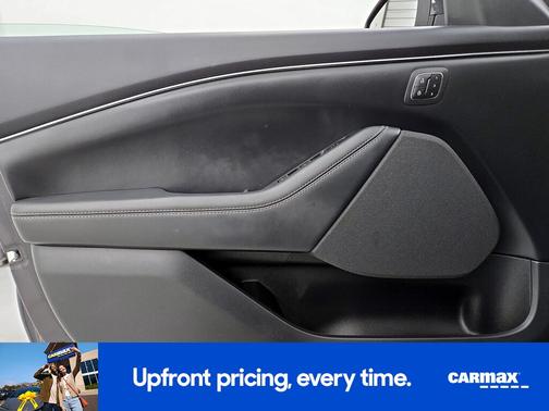 2022 Ford Mustang Mach-E Select