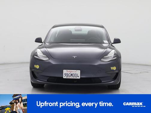 Gray 2022 Tesla Model 3 Long Range
