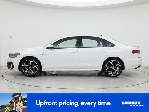 2021 Volkswagen Passat R-Line