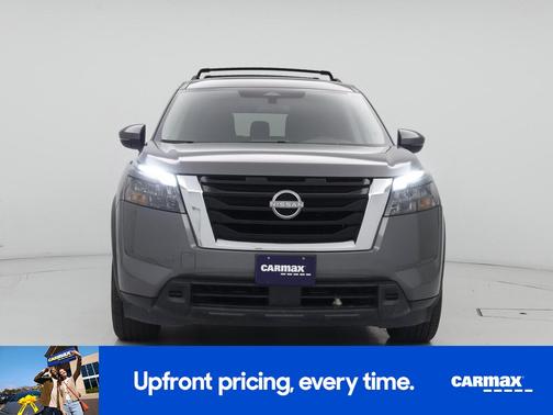 Gray 2023 Nissan Pathfinder SV