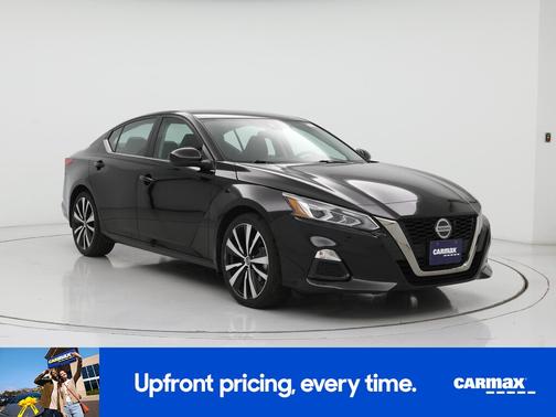 2022 Nissan Altima SR