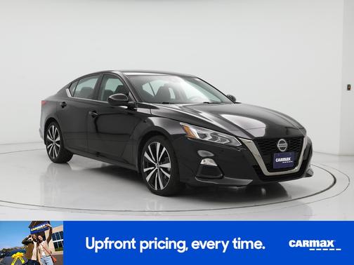 2022 Nissan Altima SR