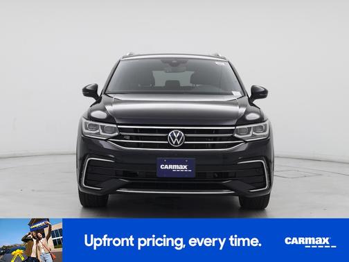 Black 2022 Volkswagen Tiguan SEL R-Line
